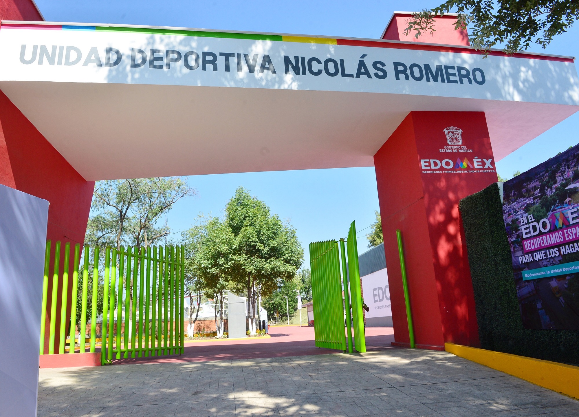 ENTREGA ALFREDO DEL MAZO REHABILITACIÓN DE LA UNIDAD DEPORTIVA “NICOLÁS