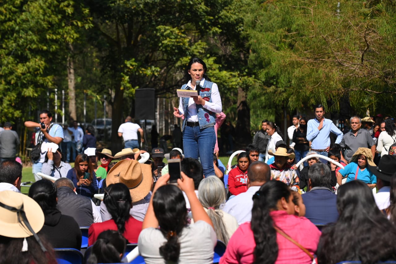 <strong>EL PRIISMO MEXIQUENSE CUENTA CON VALIENTES DISPUESTOS A TEJER ALIANZAS Y DEFENDER A LA ENTIDAD: ALEJANDRA DEL MORAL</strong>