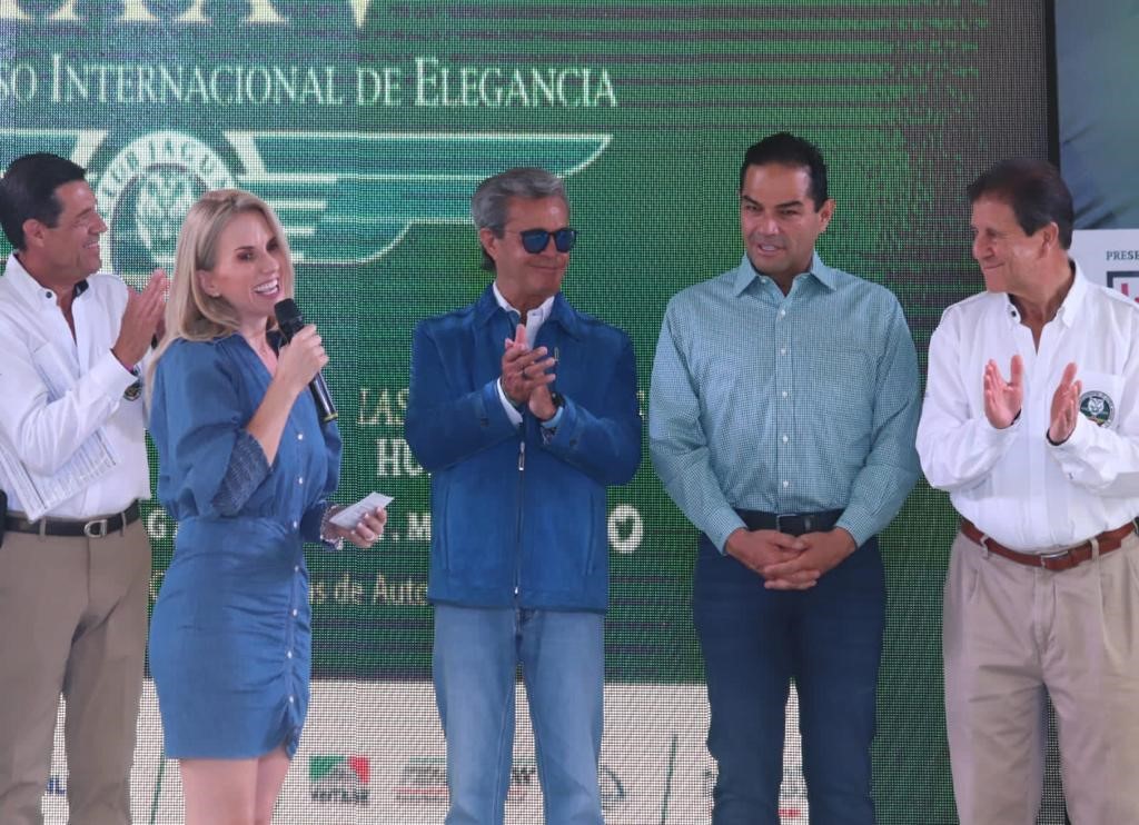 <strong>INAUGURA HUIXQUILUCAN EL GRAN CONCURSO INTERNACIONAL DE ELEGANCIA</strong>