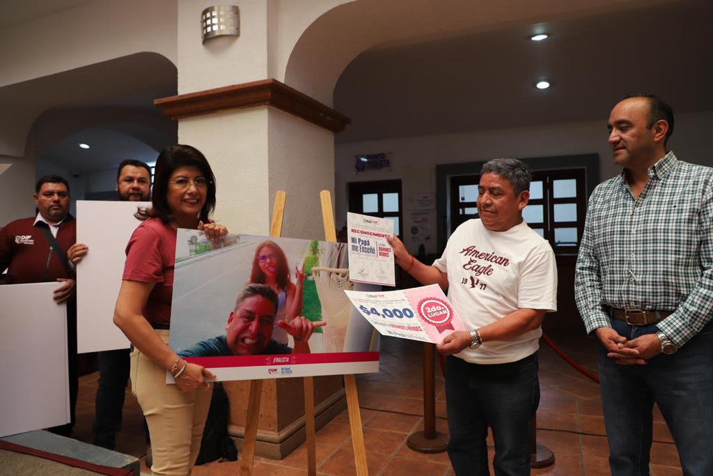 Mariela Gutiérrez, Premia a los Concursantes de “Mi Papá me Enseñó”; Reconoce su Labor para el Progreso de Tecámac