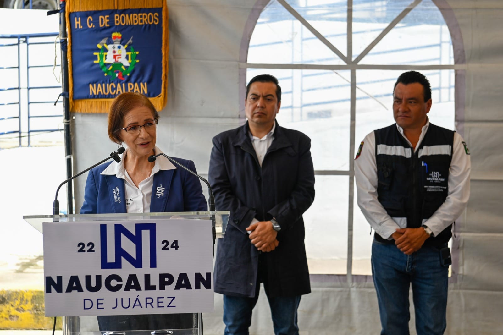 ENCABEZA ANGÉLICA MOYA CELEBRACIÓN DEL DÍA DEL BOMBERO