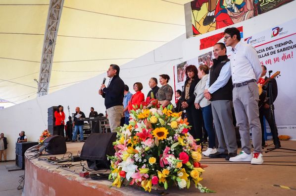 CON UNA MAGNA CELEBRACIÓN Y LA MÚSICA DE LA AUTÉNTICA SANTANERA, TLALNEPANTLA HONRA A LOS ADULTOS MAYORES EN SU DÍA