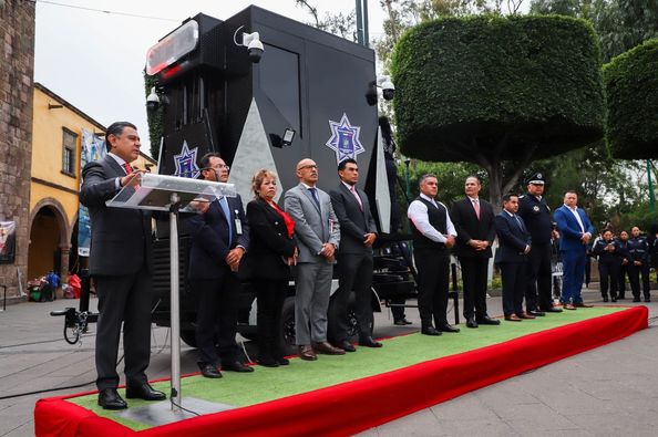 TLALNEPANTLA FORTALECE LA SEGURIDAD PÚBLICA CON MÁS PERSONAL OPERATIVO Y CON INFRAESTRUCTURA TECNOLÓGICA PARA DISMINUIR EL ÍNDICE DE DELITOS Y BRINDAR SEGURIDAD A LAS FAMILIAS