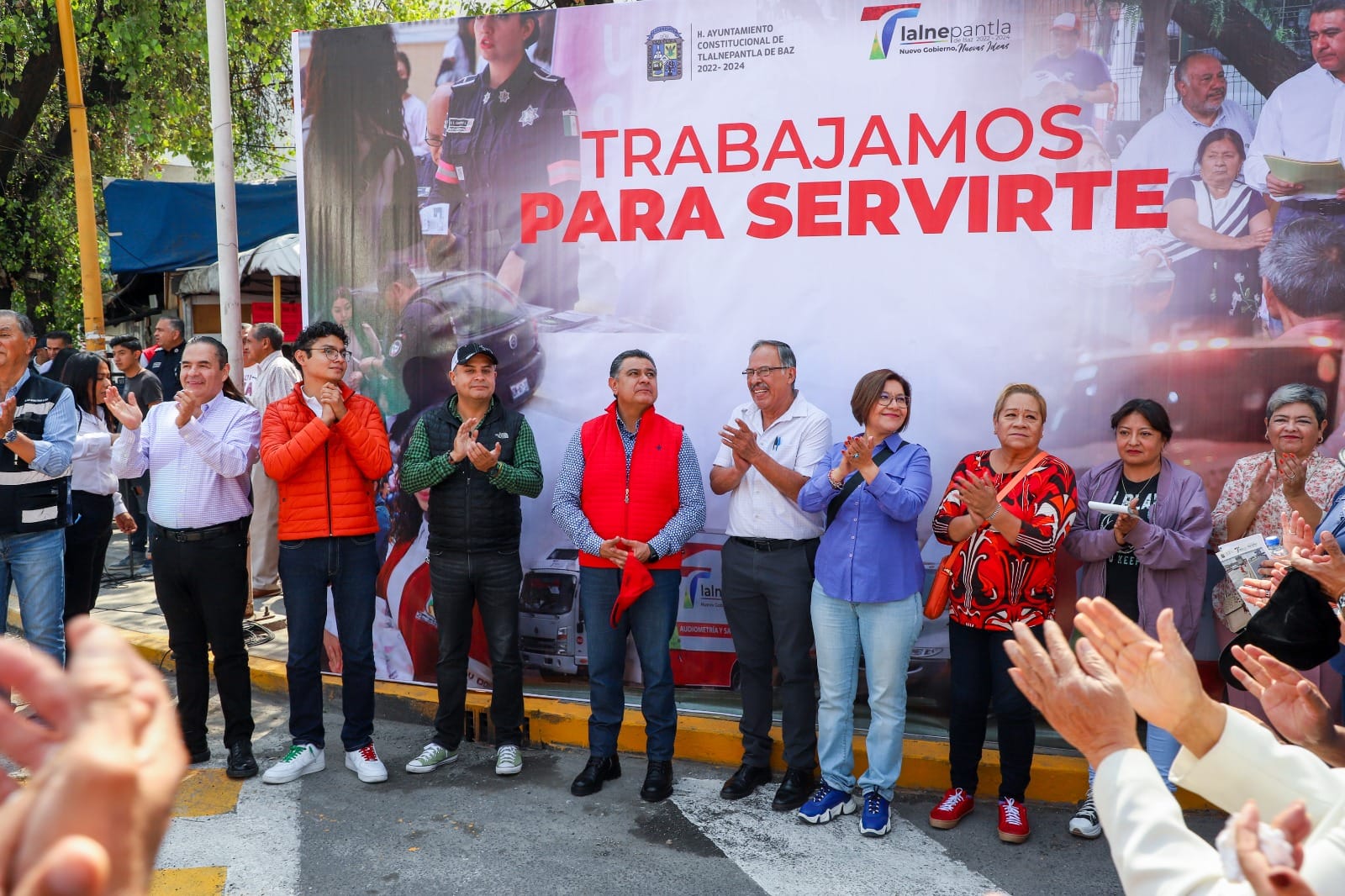 GOBIERNO DE TLALNEPANTLA ENTREGA DIFERENTES OBRAS DE REPAVIMENTACIÓN PARA CONSOLIDAR EL CAMBIO DE LA IMAGEN URBANA EN EL MUNICIPIO