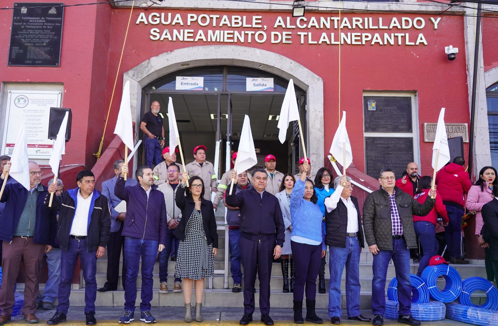 TONY RODRÍGUEZ DA EL BANDERAZO DE SALIDA A LAS BRIGADAS DEL PROGRAMA INTENSIVO PARA LA REPARACIÓN DE FUGAS EN TODO EL MUNICIPIO
