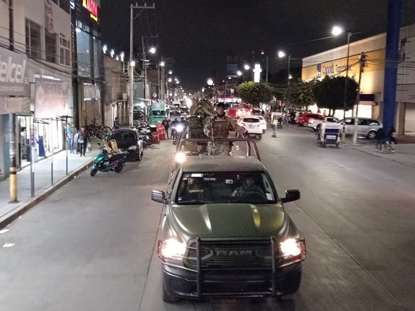 Elementos del Ejército Mexicano pertenecientes a la 37/a. Zona Militar realizan despliegue operativo en cordinacion con la Guardia Nacional, en el Mpio. del Valle de Chalco, Méx.