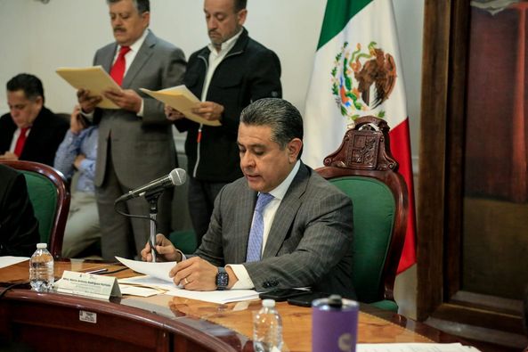 APROBACIÓN DEL PRESUPUESTO 2024 EN TLALNEPANTLA GARANTIZA CONTINUIDAD DE OBRAS EN INFRAESTRUCTURA EDUCATIVA, URBANA, ENFOCADA EN LA REHABILITACIÓN DE DRENAJE Y RED DE AGUA POTABLE, PAVIMENTACIÓN E INFRAESTRUCTURA PARA LA SEGURIDAD PÚBLICA*