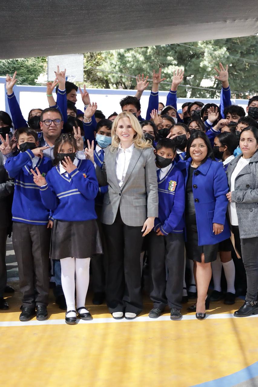 ENTREGA HUIXQUILUCAN DOS REHABILITACIONES DE ESCUELAS MÁS CON “ACCIÓN POR LA EDUCACIÓN”