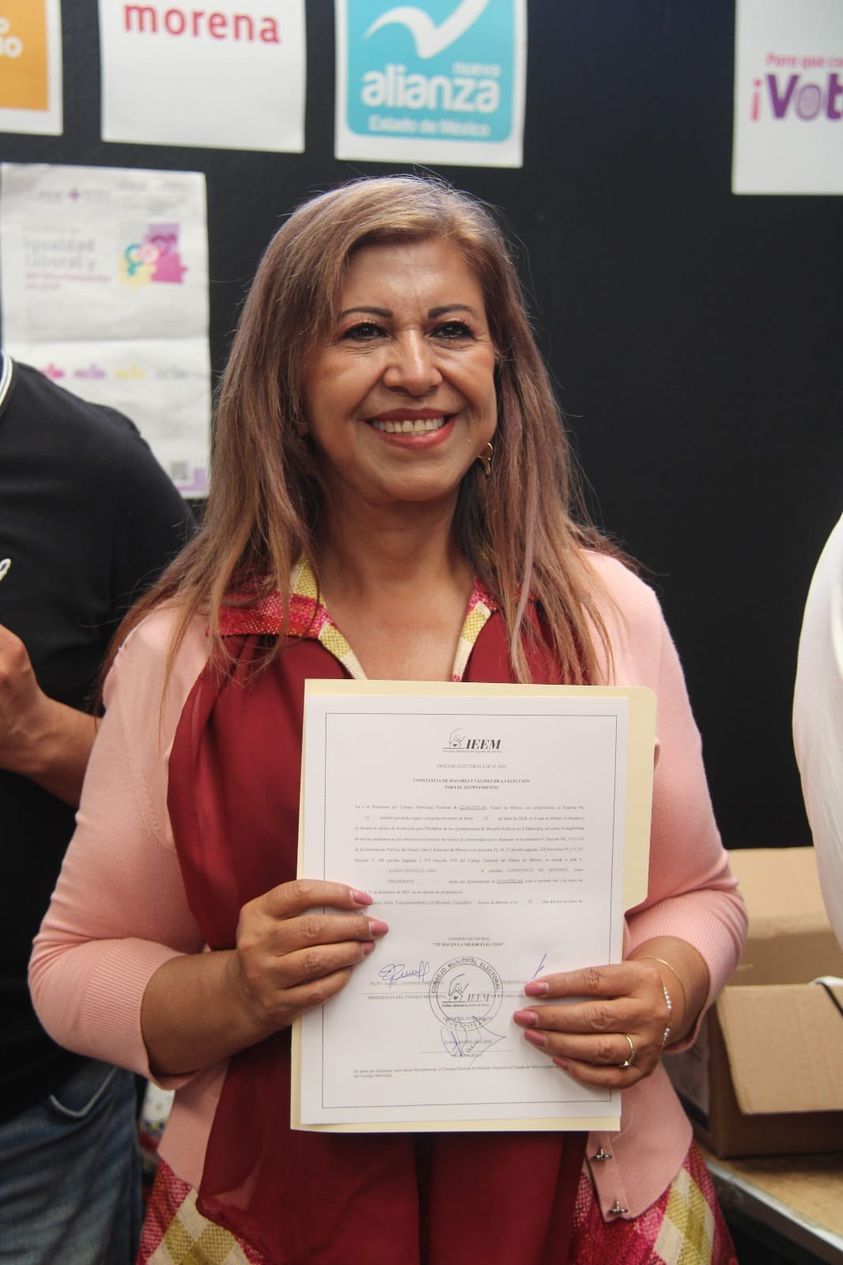 RECIBE JUANITA CARRILLO CONSTANCIA DE MAYORíA, LA CUAL LA AVALA, COMO LA PRESIDENTA MUNICIPAL ELECTA DE CUAUTITLÁN