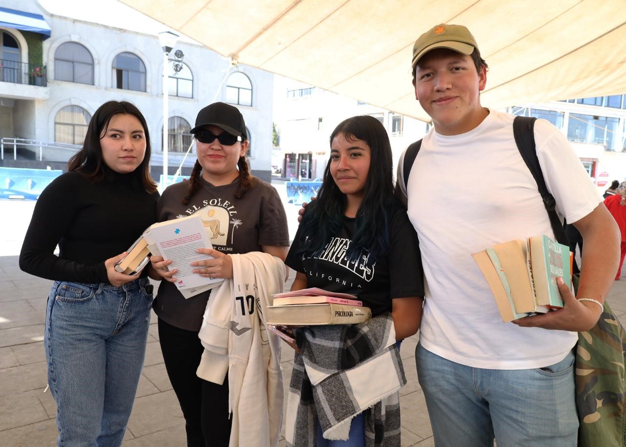 FOMENTA HUIXQUILUCAN EDUCACIÓN DIGITAL CON NUEVA AULA MÓVIL EN LA COLONIA EL OLIVO