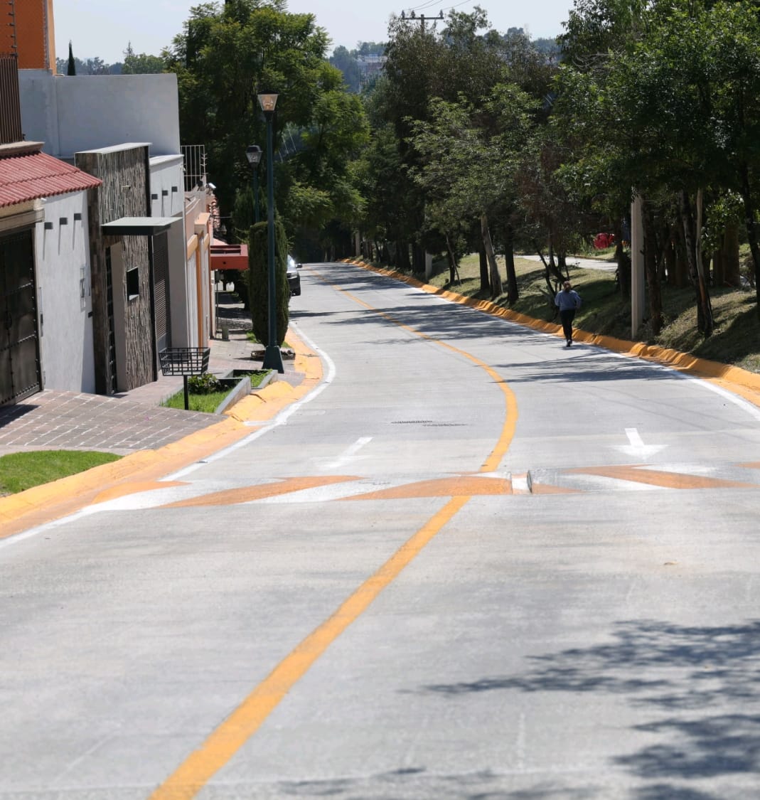 MÁS DE MIL 800 FAMILIAS DE BOSQUES DE LA HERRADURA SE BENEFICIAN CON NUEVA CALLE