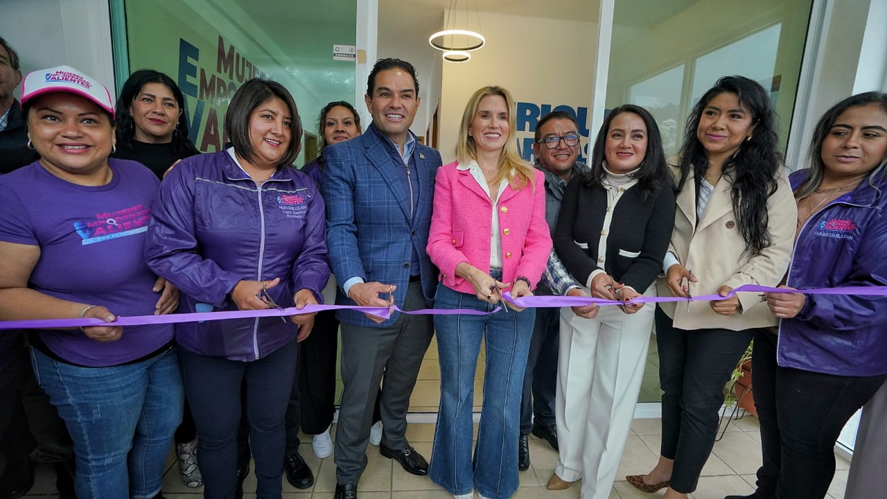 INAUGURA ENRIQUE VARGAS CASA DE ATENCIÓN DEL COLECTIVO EMPODERADAS Y VALIENTES