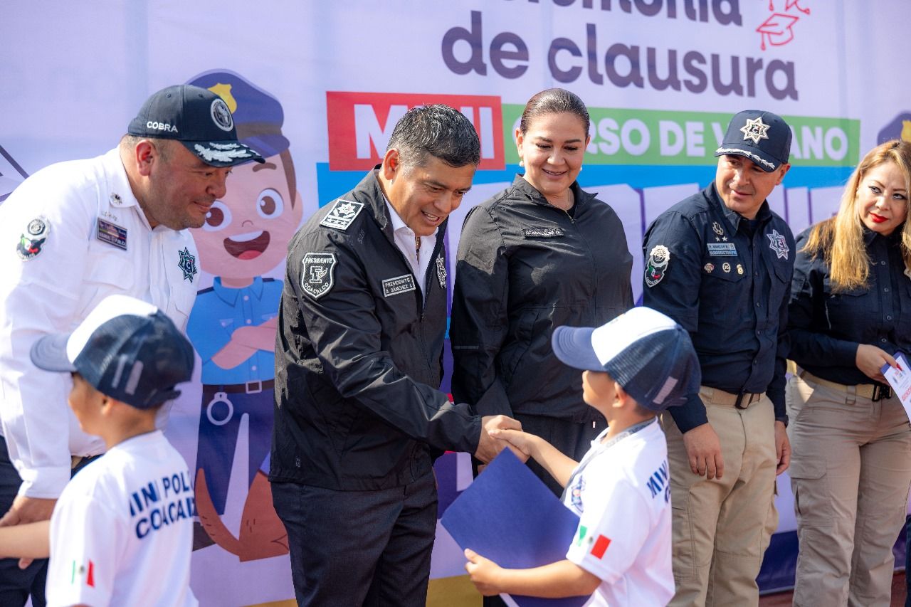 CLAUSURAN CON ÉXITO EL CURSO DE VERANO “MINI ACADEMIA DE POLICÍAS 2025” EN COACALCO