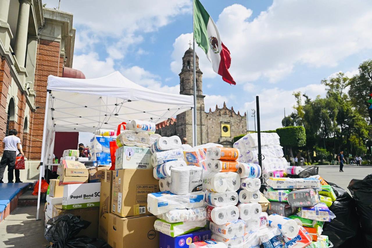 YA ESTÁ EN CAMINO LA AYUDA QUE LAS Y LOS HABITANTES DE TLALNEPANTLA ENVIARON A LAS PERSONAS DAMNIFICADAS POR LLUVIAS