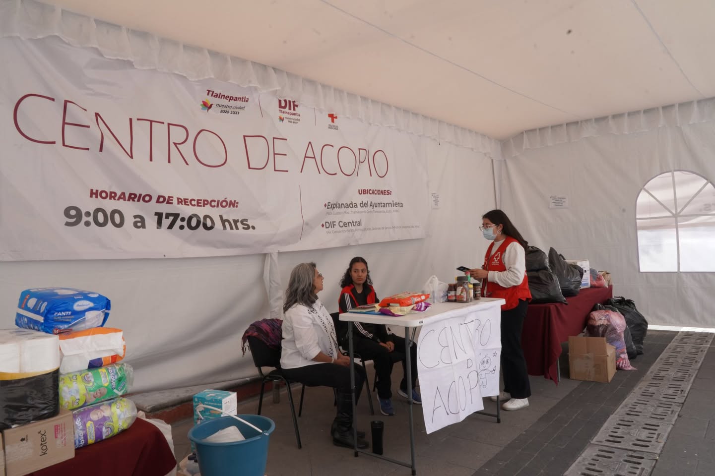 INSTALA TLALNEPANTLA CENTROS DE ACOPIO PARA APOYAR A DAMNIFICADOS DE VERACRUZ