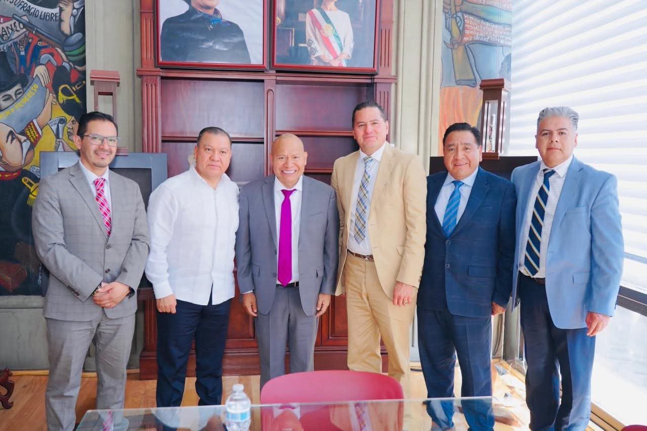 CONTINÚA LA REGULARIZACIÓN DE PREDIOS EN TLALNEPANTLA, EN ALIANZA CON AUTORIDADES MUNICIPALES Y ESTATALES