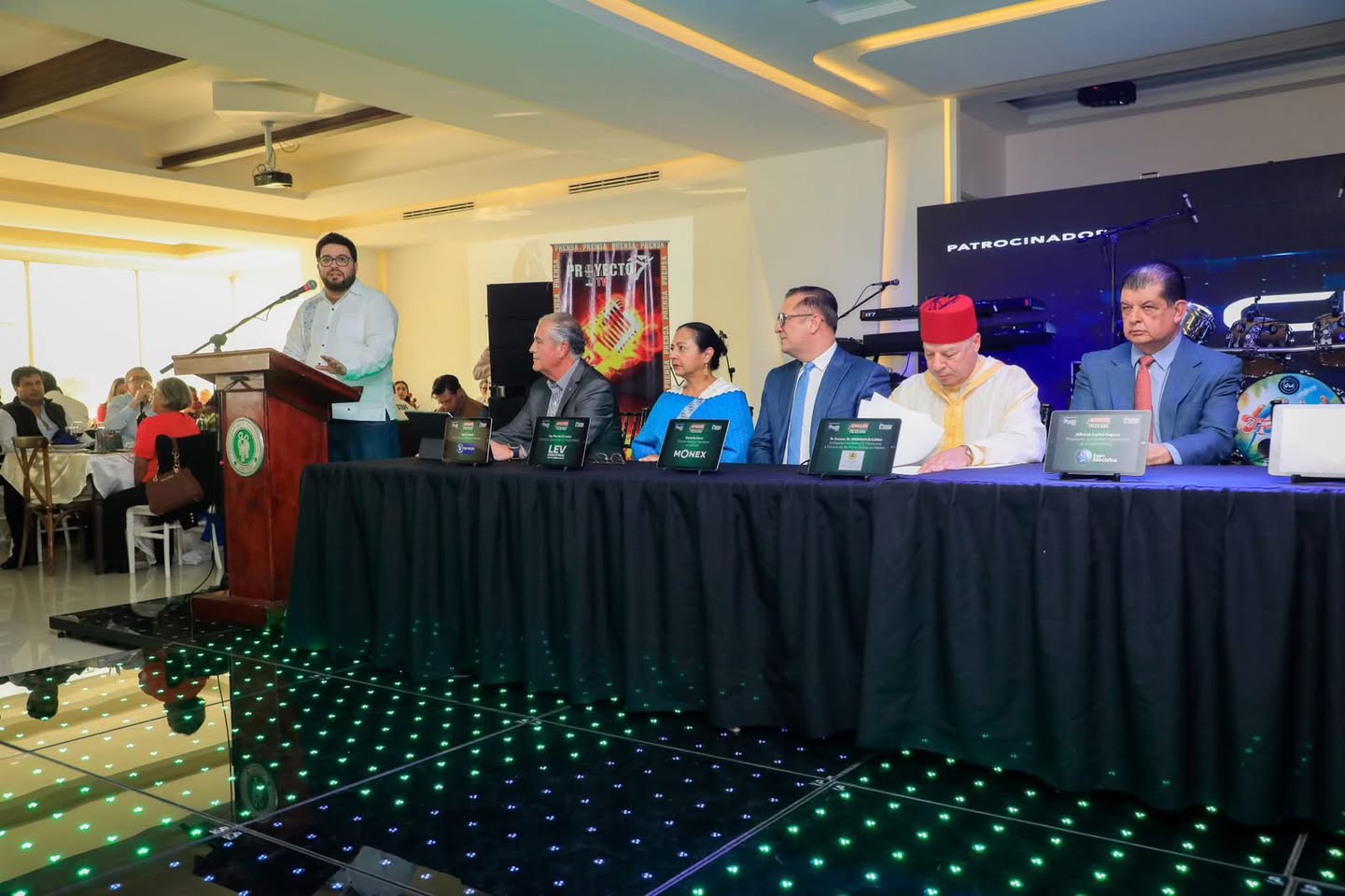 EN NAUCALPAN HAY APERTURA PARA APOYAR LA INVERSIÓN Y EL DESARROLLO INTEGRAL