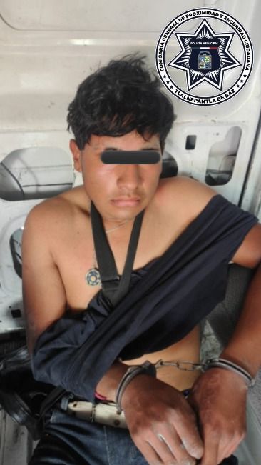 POLICÍA DE TLALNEPANTLA RECUPERA MOTOCICLETA ROBADA Y DETIENE A UN SUJETO EN LA COLONIA DR. JORGE JIMÉNEZ CANTÚ