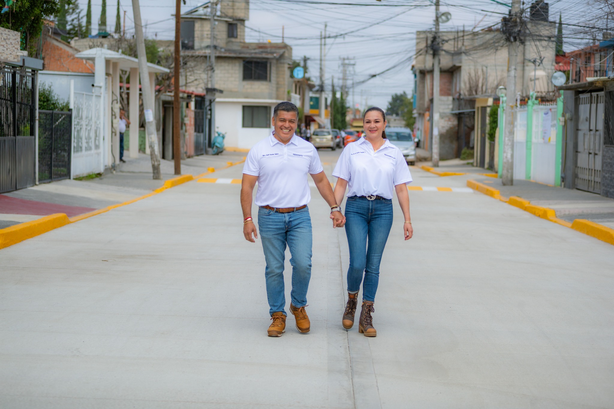 DAVID SÁNCHEZ ISIDORO ENTREGA OBRA INTEGRAL DE REPAVIMENTACIÓN EN VILLA DE LAS MANZANAS