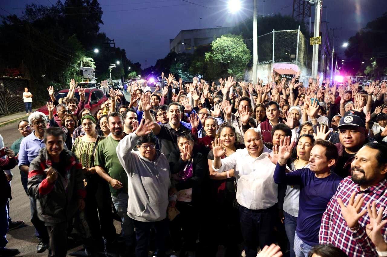 IMPULSA EL PRESIDENTE RACIEL PÉREZ CRUZ LA SEGURIDAD EN LA COLONIA LOS REYES IXTACALA CON EL PROGRAMA «LUMINARIA NUESTRA CIUDAD»