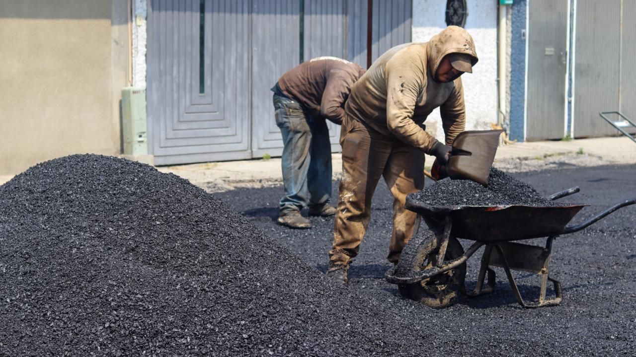Cuautitlán Izcalli refuerza la movilidad; en el primer cuatrimestre aplicó más de 5,300 toneladas de mezcla asfáltica
