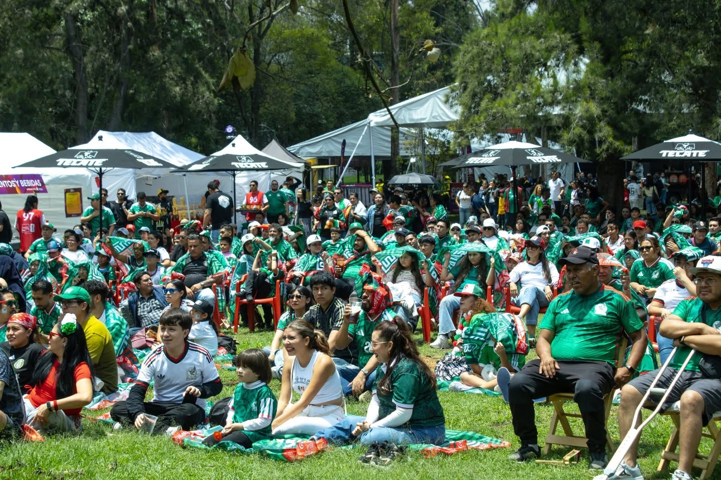 MUNDIAL SOCIAL LAS CUATRO CASAS VIBRA CON LA PASIÓN MUNDIALISTA