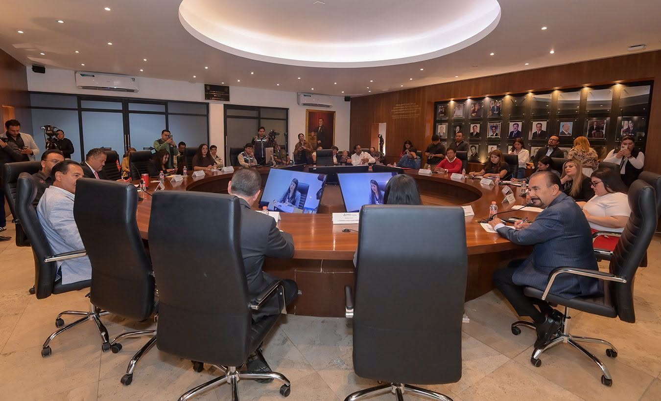 CABILDO ABIERTO ESCUCHA PROPUESTAS DE LAS Y LOS ATIZAPENSES PARA MEJORAR SUS COMUNIDADES
