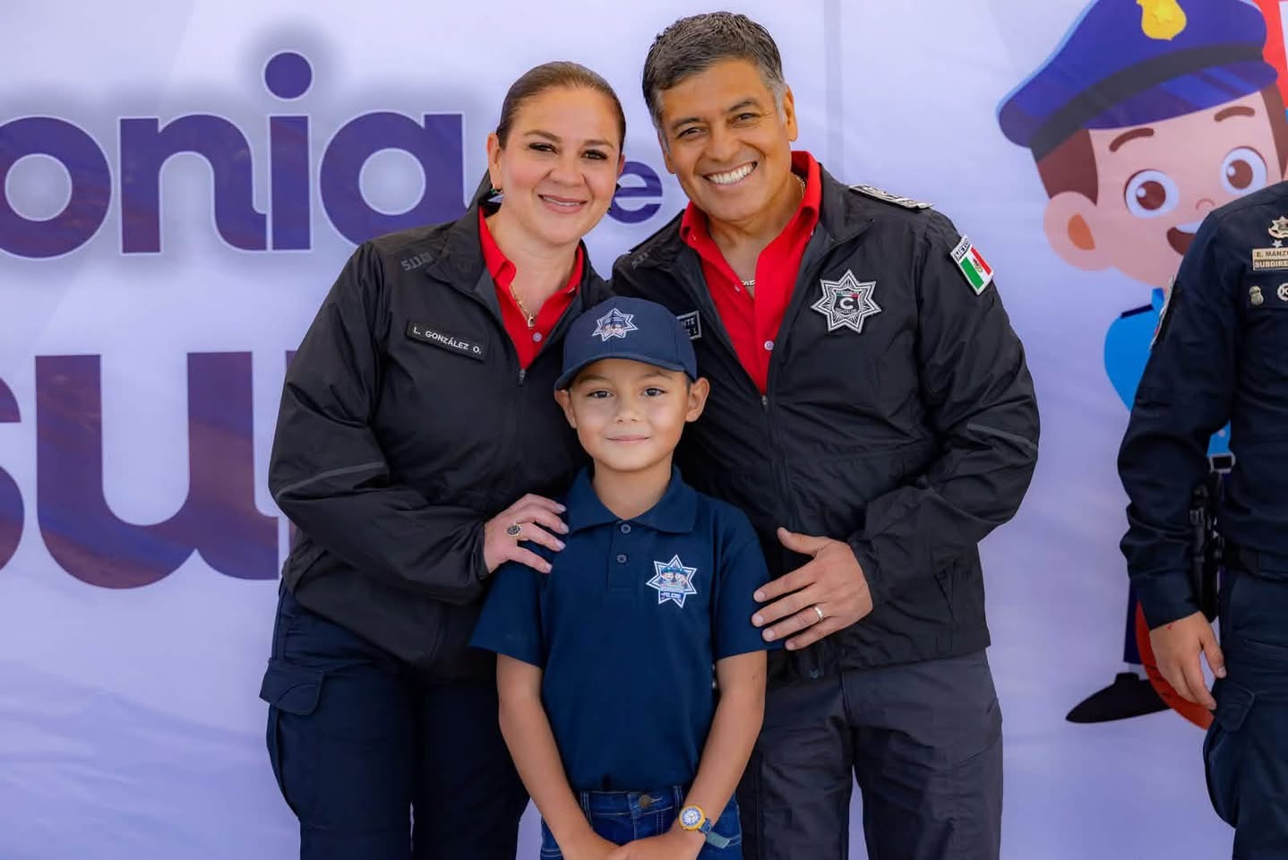 COACALCO IMPULSA VALORES Y SEGURIDAD CON LA GRADUACIÓN DE LA MINI ACADEMIA DE POLICÍAS