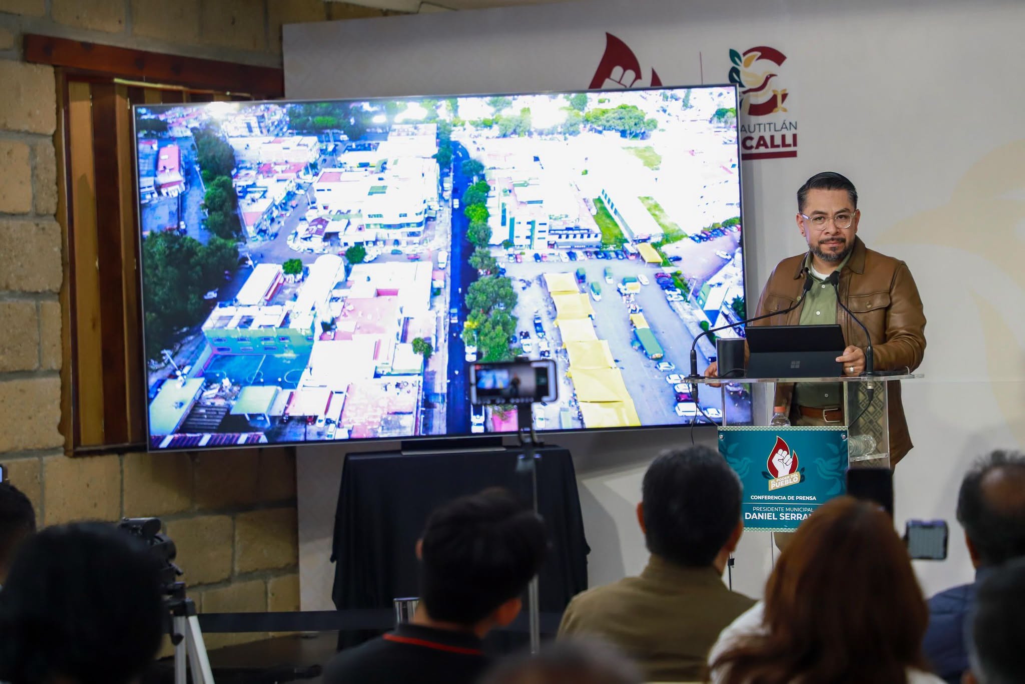 TREN DE PAVIMENTACIÓN: ACELERAMOS EL PASO PARA ATENDER MÁS RÁPIDO EL ABANDONO VIAL HEREDADO EN CUAUTITLÁN IZCALLI