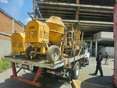 Frustran en Tlalnepantla presunto robo de maquinaria municipal; cuatro personas fueron detenidas